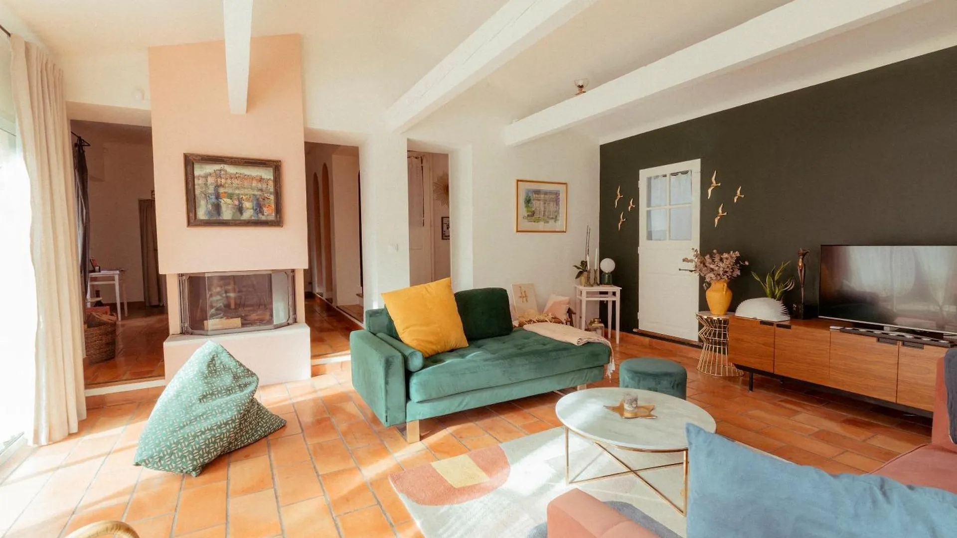 Holiday home La Roucoulade Gite Slow Chic Ventabren France